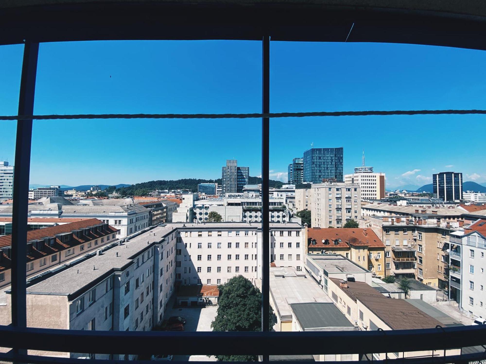 Ljubljana Center With A Castle View, Parking Apartment Luaran gambar