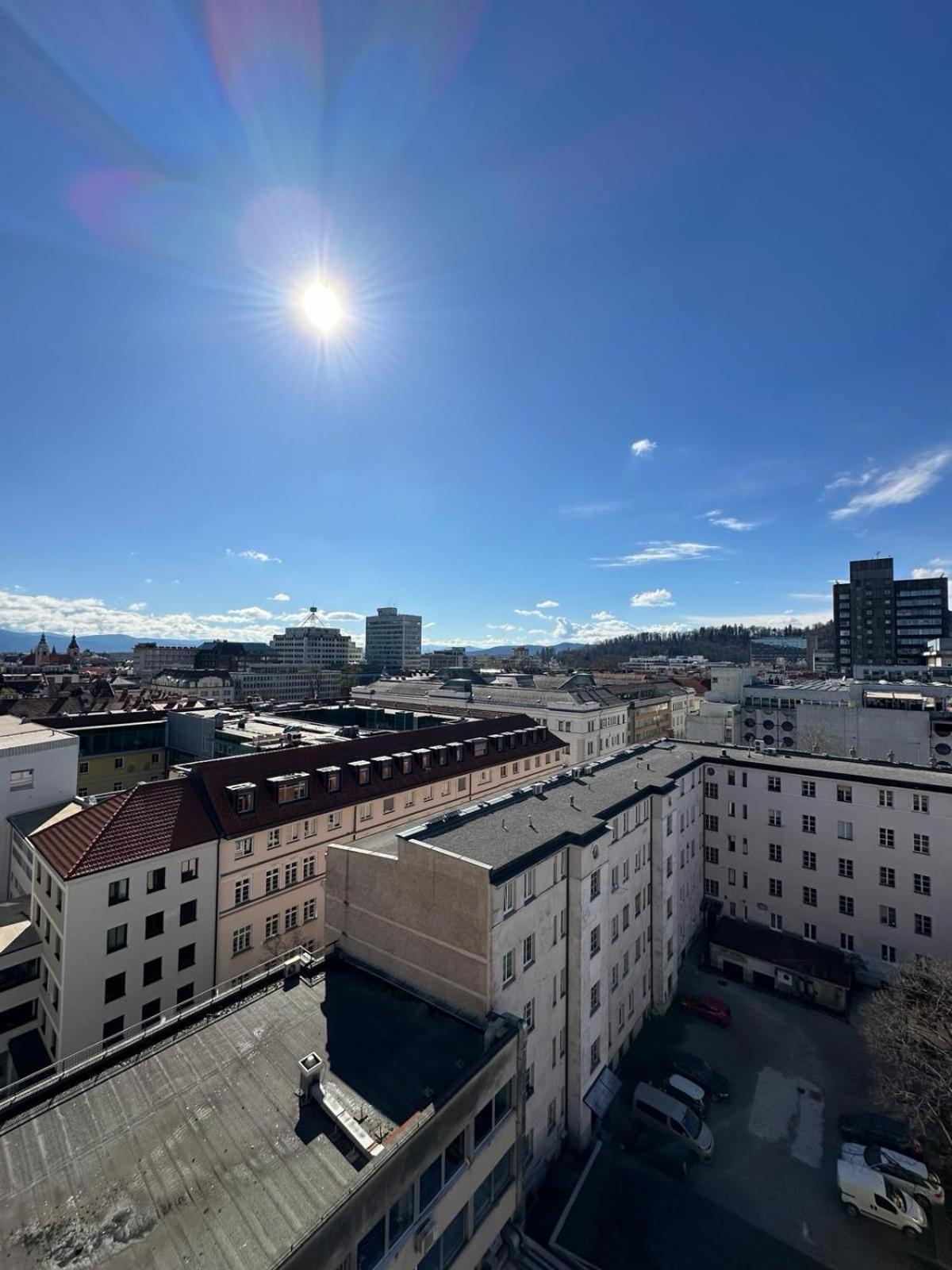 Ljubljana Center With A Castle View, Parking Apartment Luaran gambar
